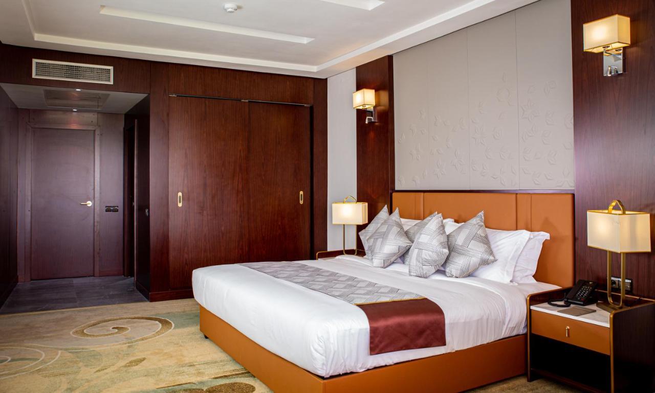 Waves Aqua Resort Kenitra Exterior foto A bedroom at the hotel