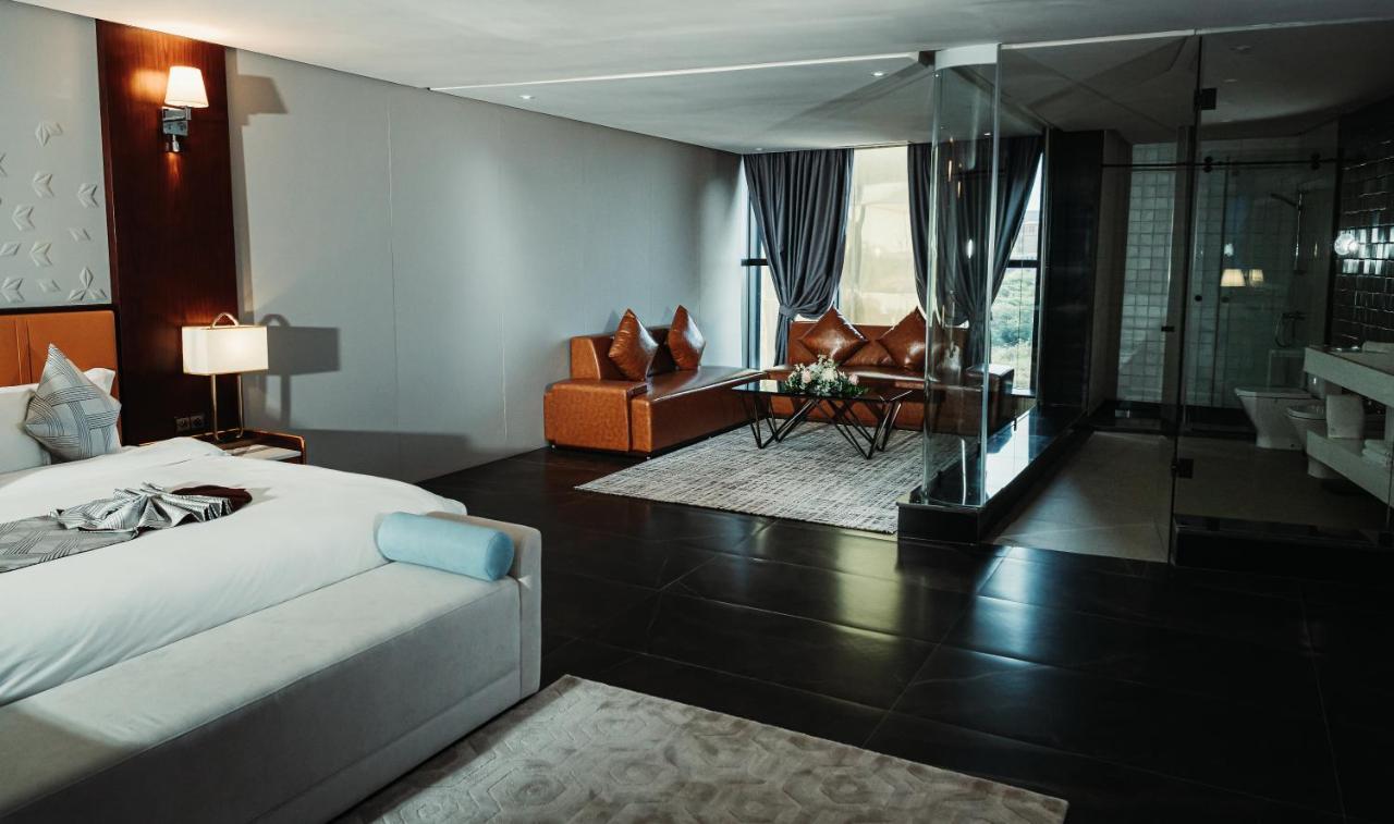 Waves Aqua Resort Kenitra Exterior foto A suite at the hotel